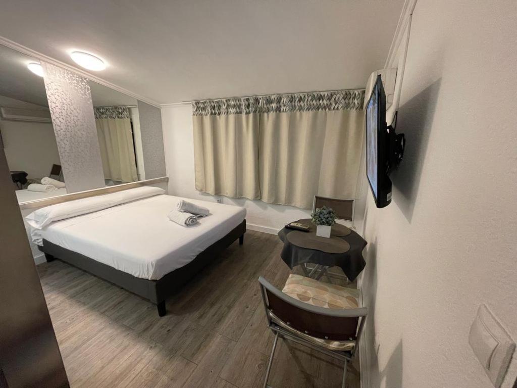 San Antonio Carihuela Aptos. Sun & Beach Торремолинос Экстерьер фото